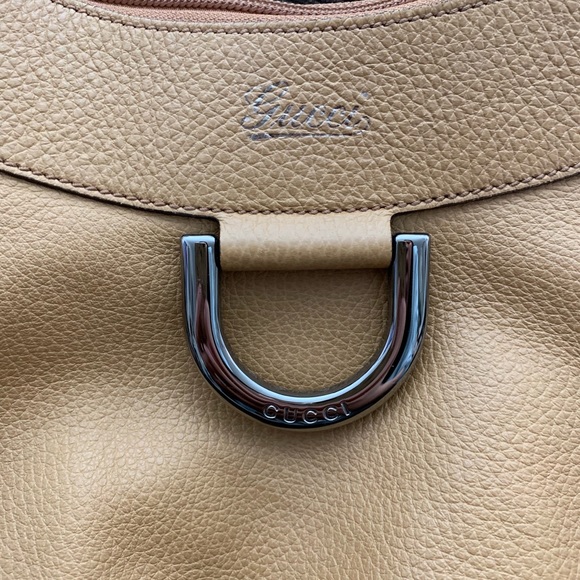Gucci D-Ring Leather Bag - Picture 2 of 8